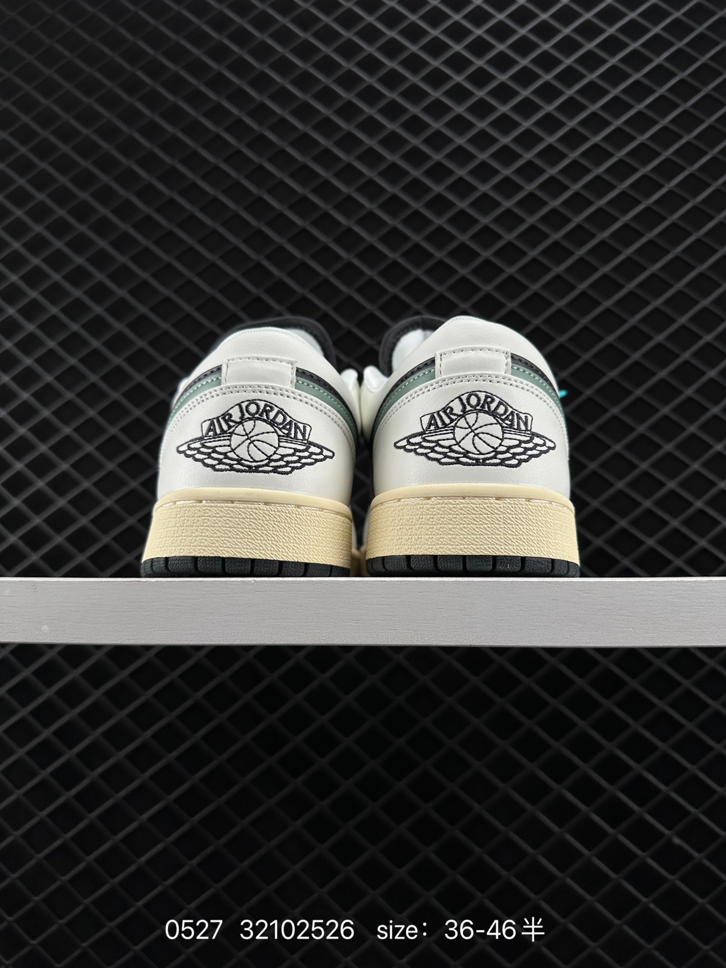 Air Jordan 1 Low AJ1